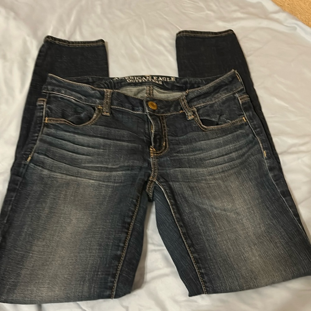American Eagle size 4 jeggings super stretch non smoking home  good condition